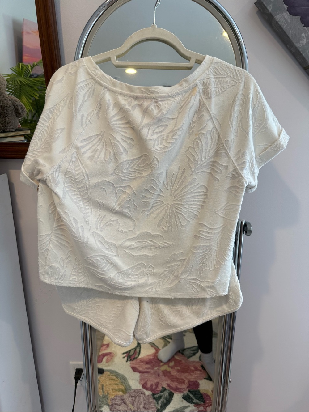 Lilly Pulitzer White Textured Floral Crop Top and shorts set